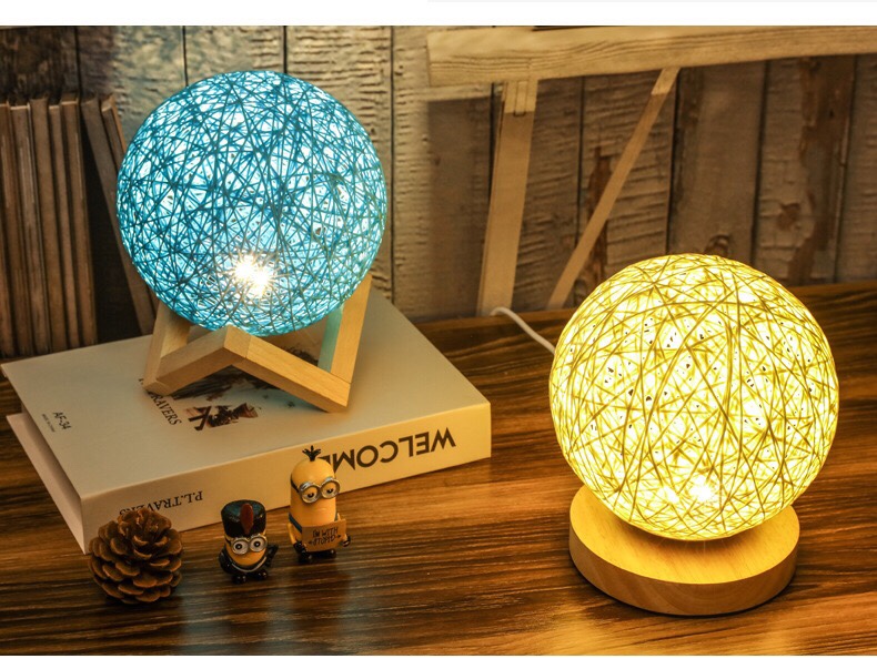 Đèn Ngủ Để Bàn Quả Cầu Mây - Đèn Trang Trí Phòng Ngủ Decor Phong Cách Bắc Âu Độc Đáo, Bóng Led Điều Chỉnh Được Độ Sáng