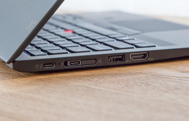 Laptop Lenovo ThinkPad X1 Carbon 6 20KHS01800 Core i5-8250U/Win10 (14 inch) - Hàng Chính Hãng (Black)