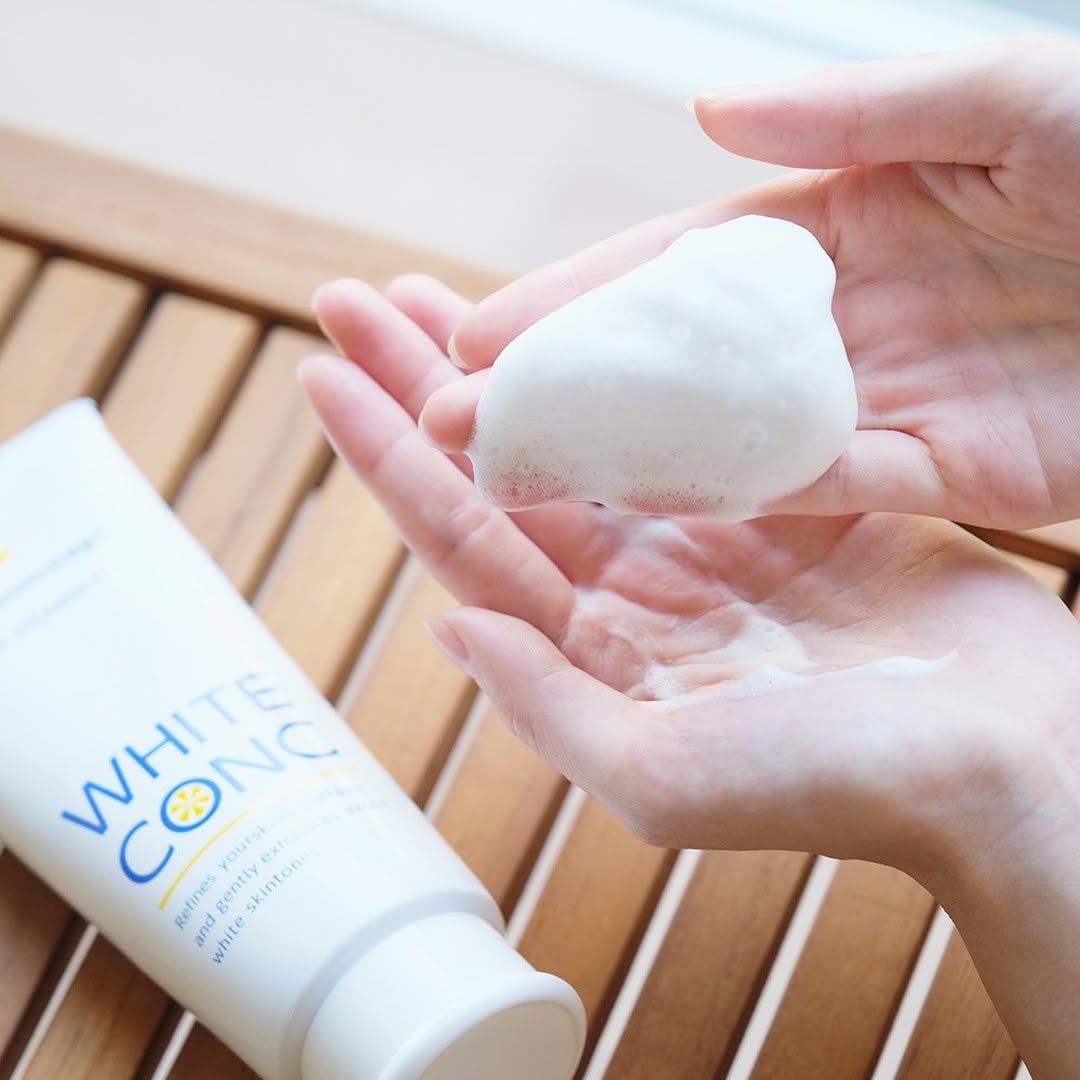 Kem Tẩy Tế Bào Chết Toàn Thân White Conc Body GC II 180g