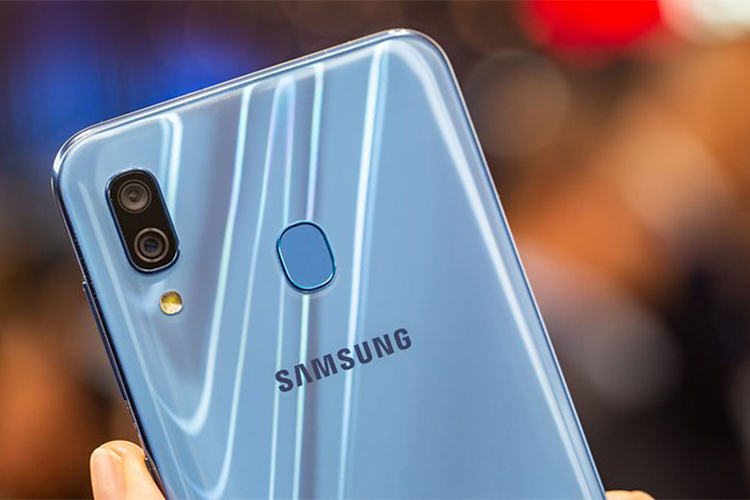 Điện Thoại Samsung Galaxy A30 (64GB/4GB) - Hàng Chính Hãng