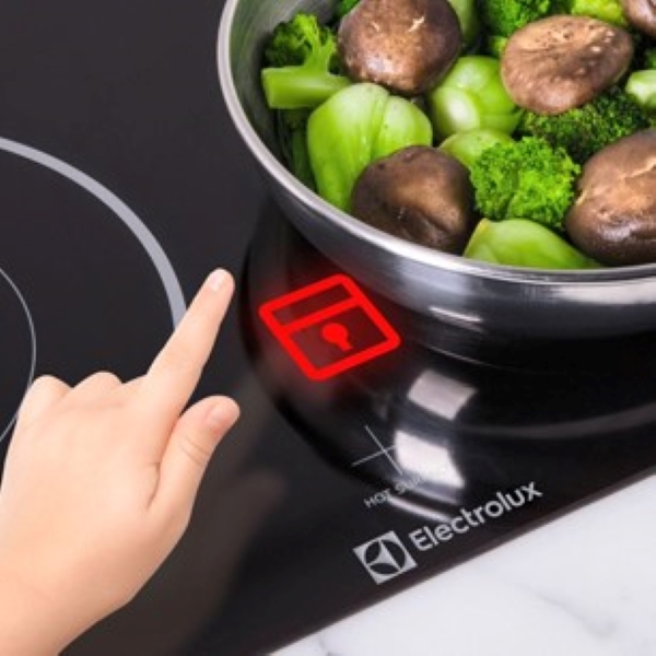 Bếp điện Electrolux EHET66CS - Hàng Chính Hãng