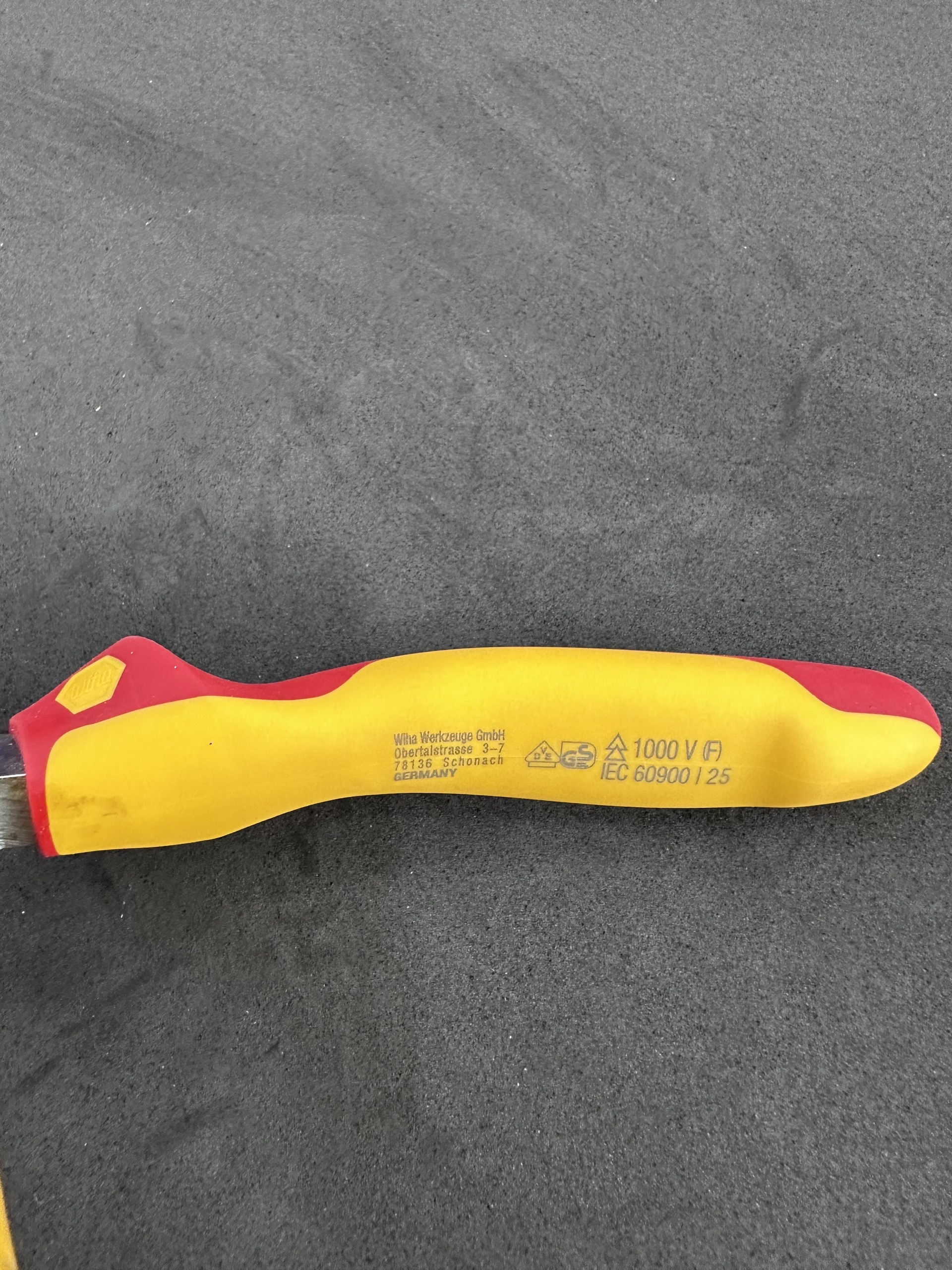 Kìm mũi nhọn cách điện 200mm Wiha 26727