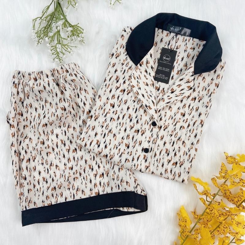 Đồ bộ mặc nhà nữ Pyjama lụa Mango VILADY - B132 kiểu quần đùi tay cộc mặc hè thoáng mát, họa tiết hình con sóc dễ thương