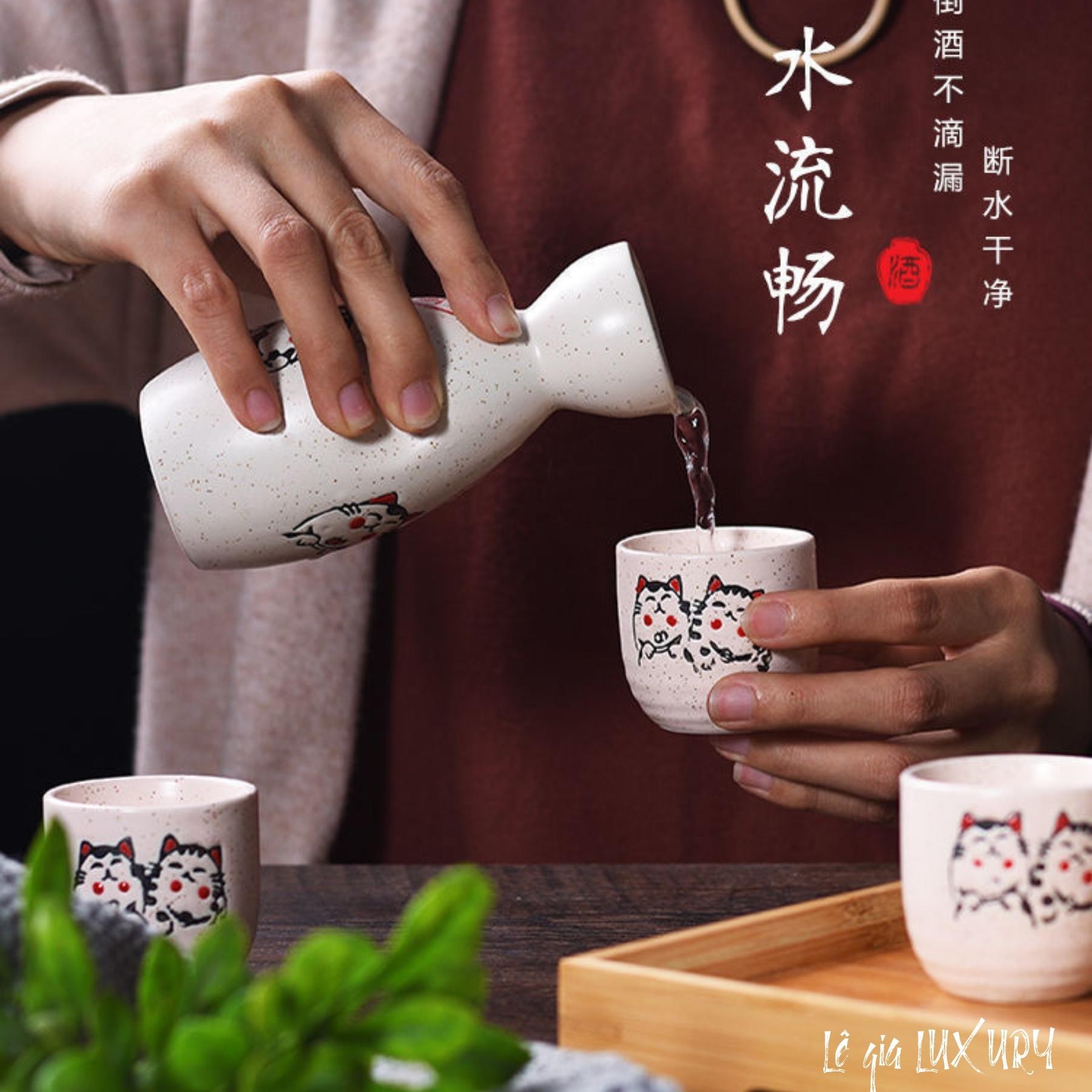 Bộ bình rượu gốm sứ Sakura phong cách Nhật Bản Cổ Điển, Bộ bình rượu Sake cao cấp