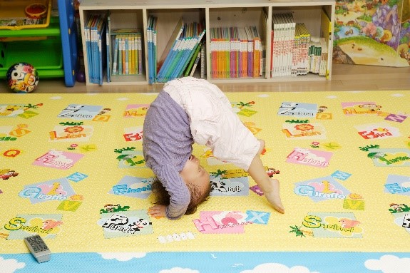 Thảm Chơi Nông Trại Hiền Hòa Dwinguler - 1.9 x 1.3m