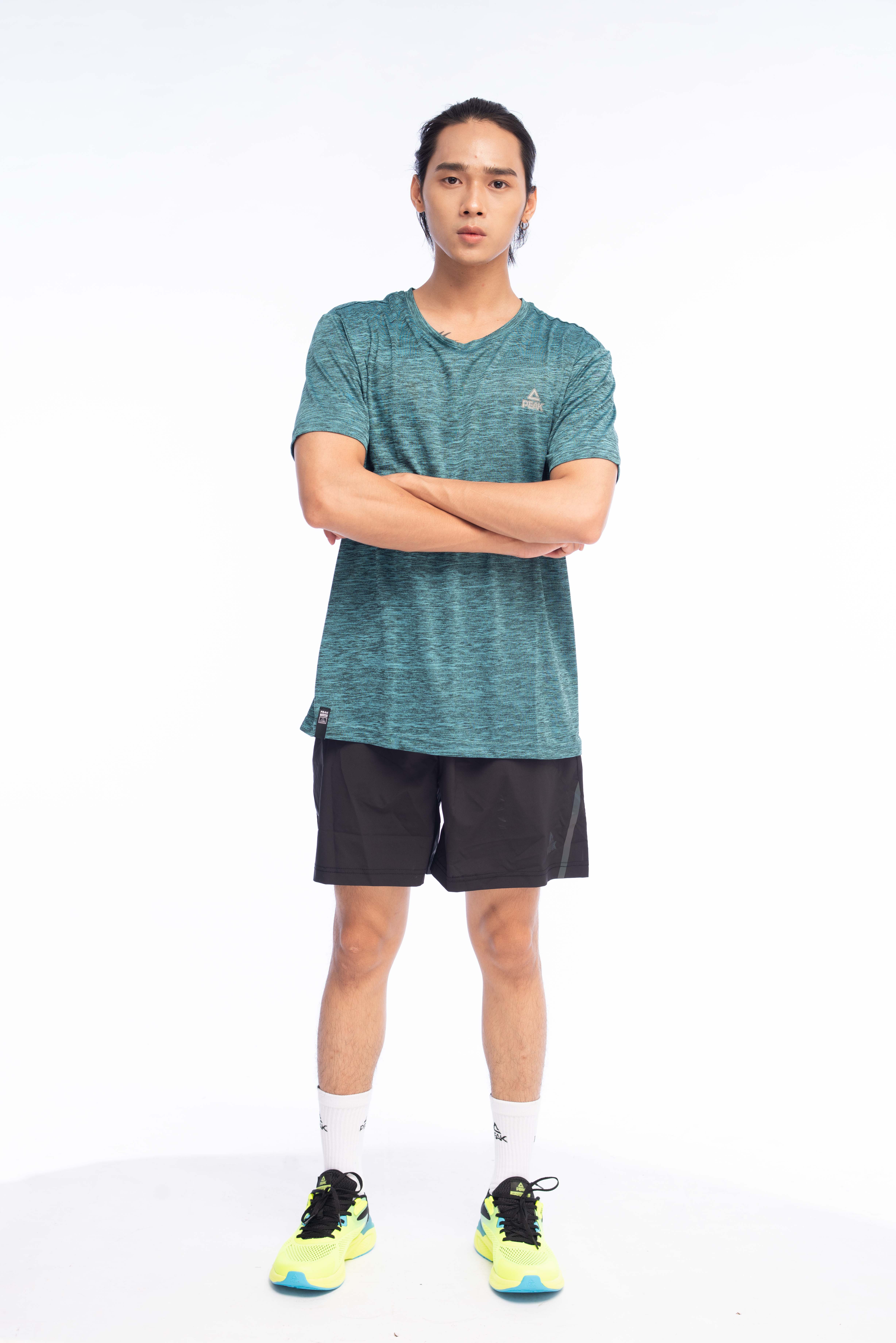 Áo Phông Cổ Tròn Nam PEAK FW612757