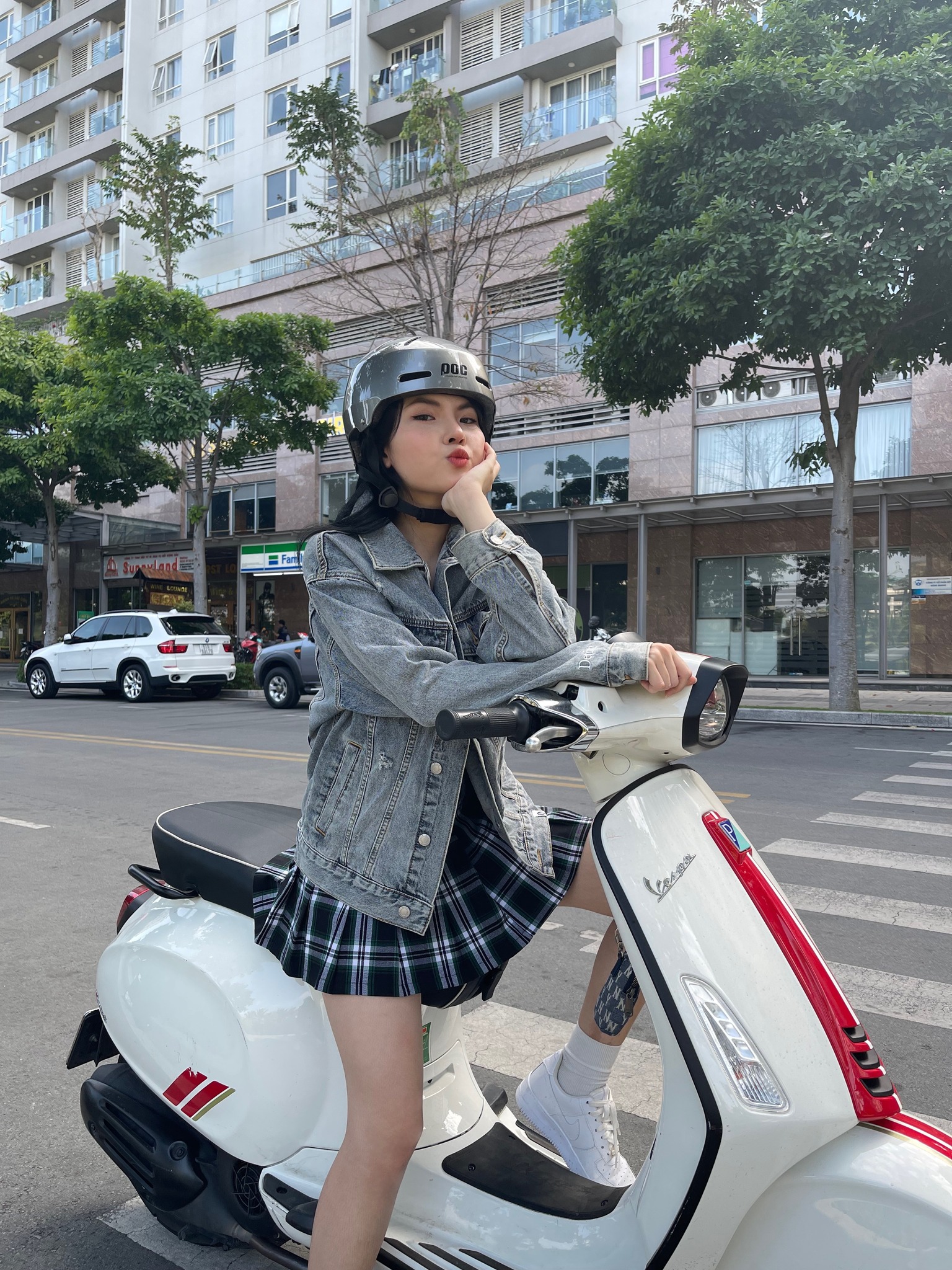 Nón bảo hiểm xe đạp POC P05 nhẹ thoáng mát freesize chính hãng