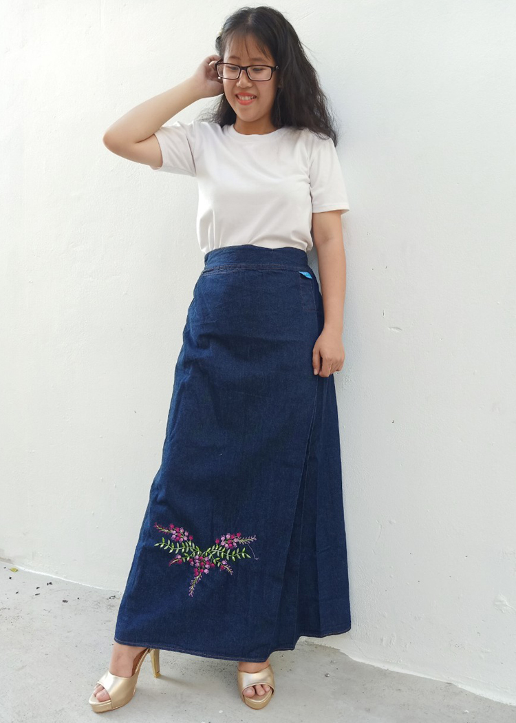 Váy chống nắng Jean mềm cho nữ Thêu Hoa Tigôn
