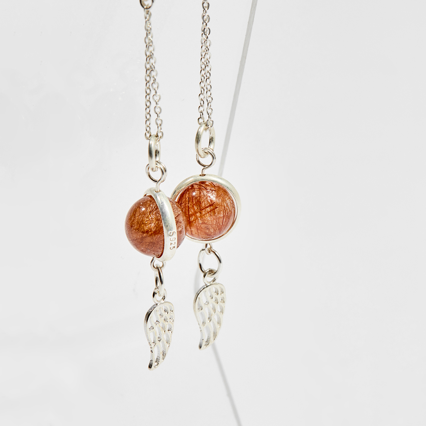 Bông tai đá thạch anh tóc đỏ charm cánh 10mm mệnh hỏa , thổ - Ngọc Quý Gemstones