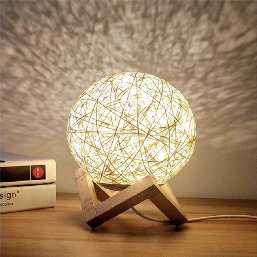 Đèn Ngủ Để Bàn Quả Cầu Mây - Đèn Trang Trí Phòng Ngủ Decor Phong Cách Bắc Âu Độc Đáo, Bóng Led Điều Chỉnh Được Độ Sáng