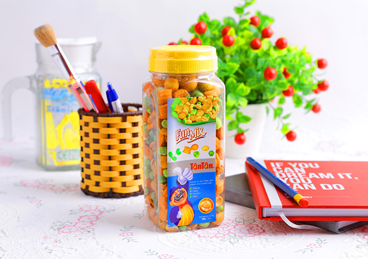 Snack Funmix Tân Tân Hộp 200 G