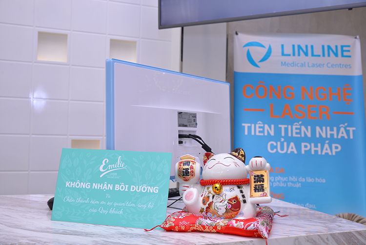 Emilie - Liệu trình điều trị sẹo rỗ Recosma Scar