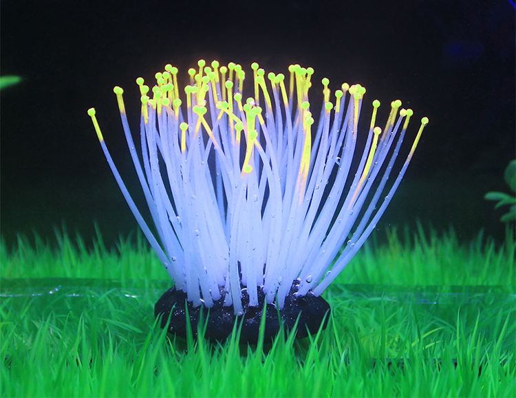 Artificial Silicone Sea Anemone with Glowing Effect for Fish Tank Aquarium Ornament Decoration