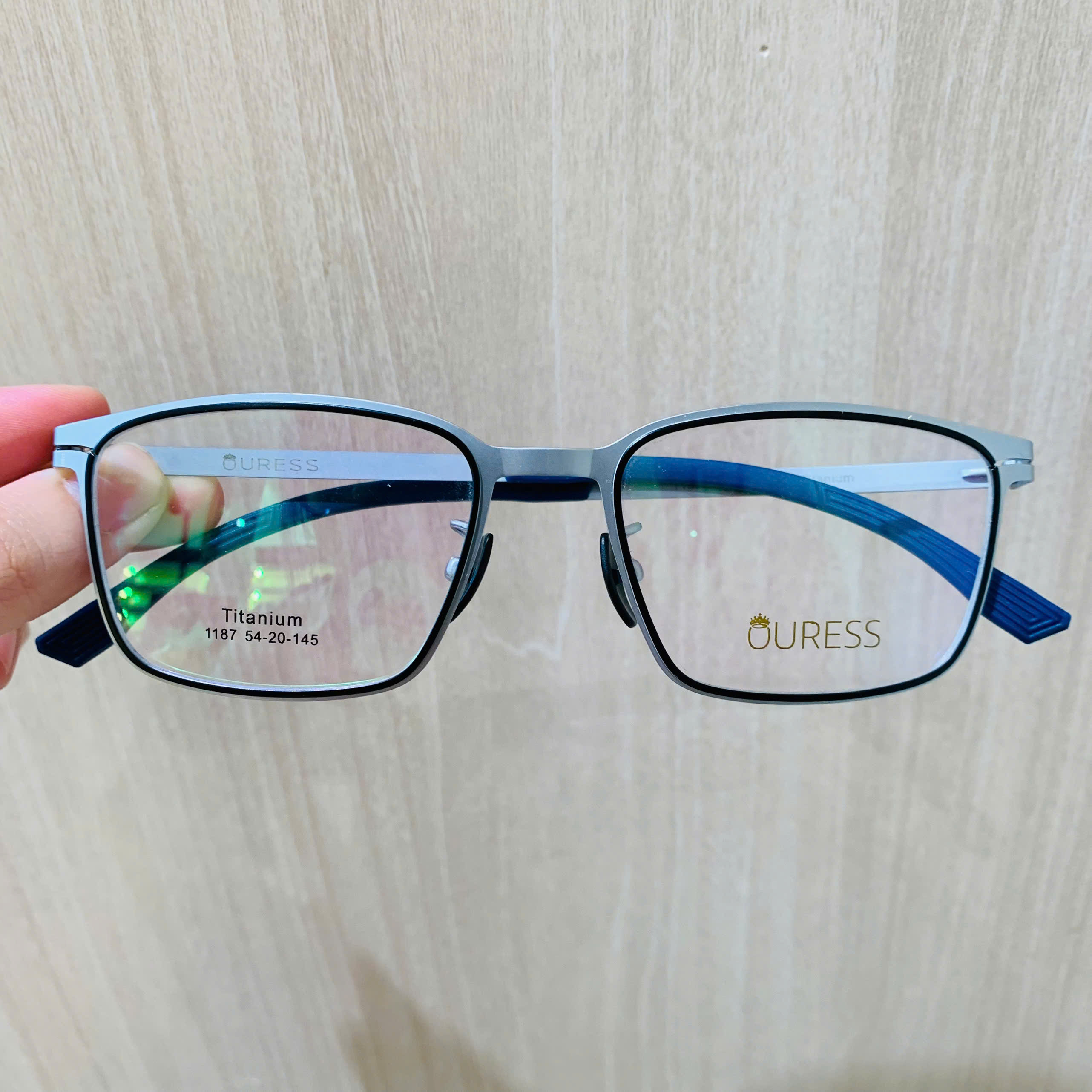 Gọng kính titanium T1187 thời trang cao cấp nam siêu nhẹ siêu bền OURESS