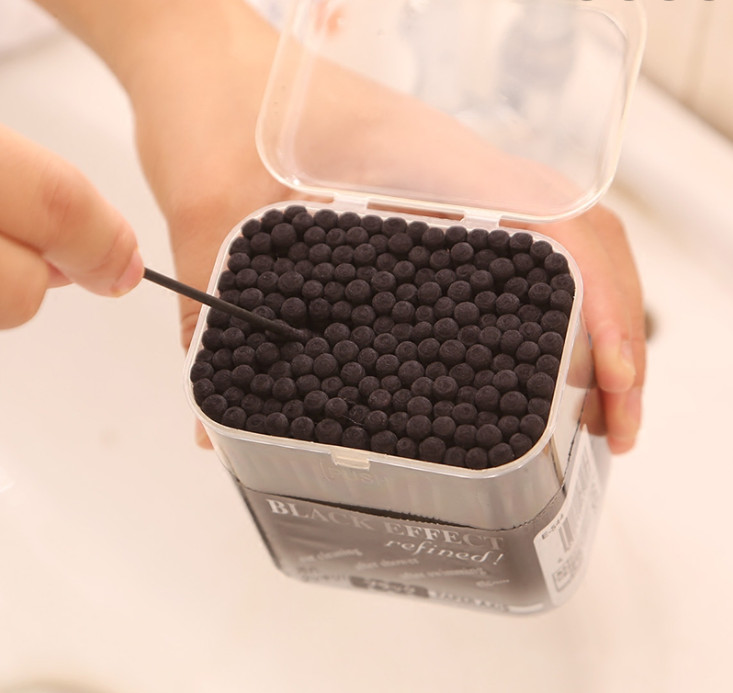 Hộp tăm bông lấy ráy tai Than hoạt tính 180P - Hàng nội địa Nhật Bản