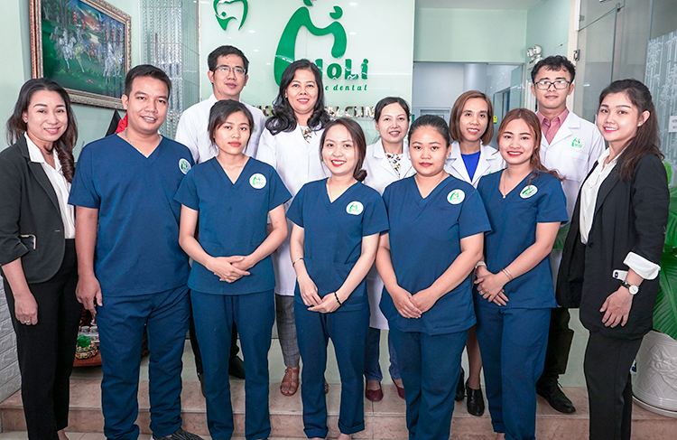 Điều Trị Tủy Răng Sữa Tại Nha Khoa Moli