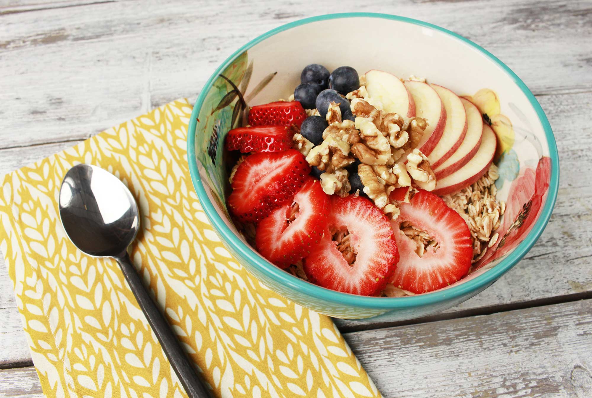Mua Ngũ Cốc Yến Mạch Ăn Sáng Đủ Loại Trái Cây Quaker Muesli
