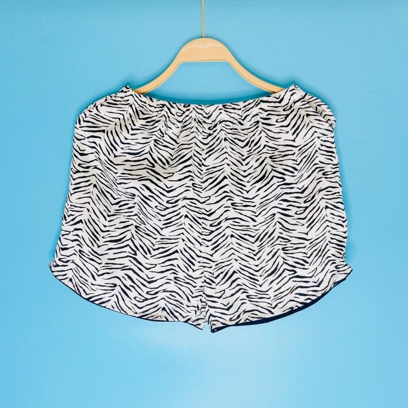 Đồ bộ mặc nhà nữ Pijama lụa VILADY - B136 kiểu đồ bộ ngắn họa tiết vằn đen siêu dễ thương, chất liệu lụa Pháp ( lụa latin)