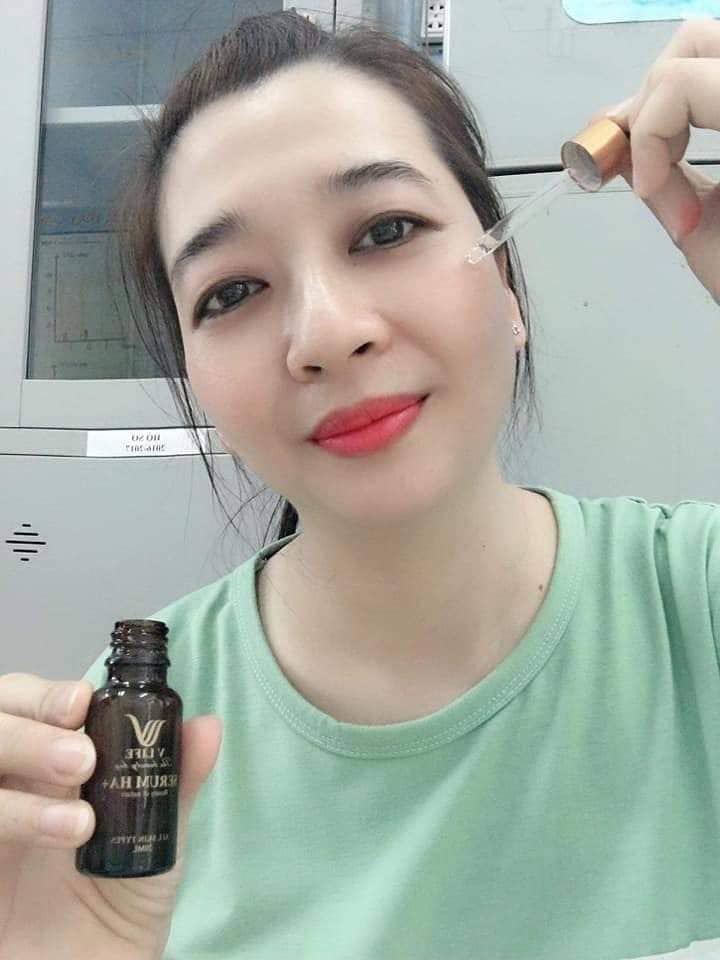 Serum trắng da trị mụn