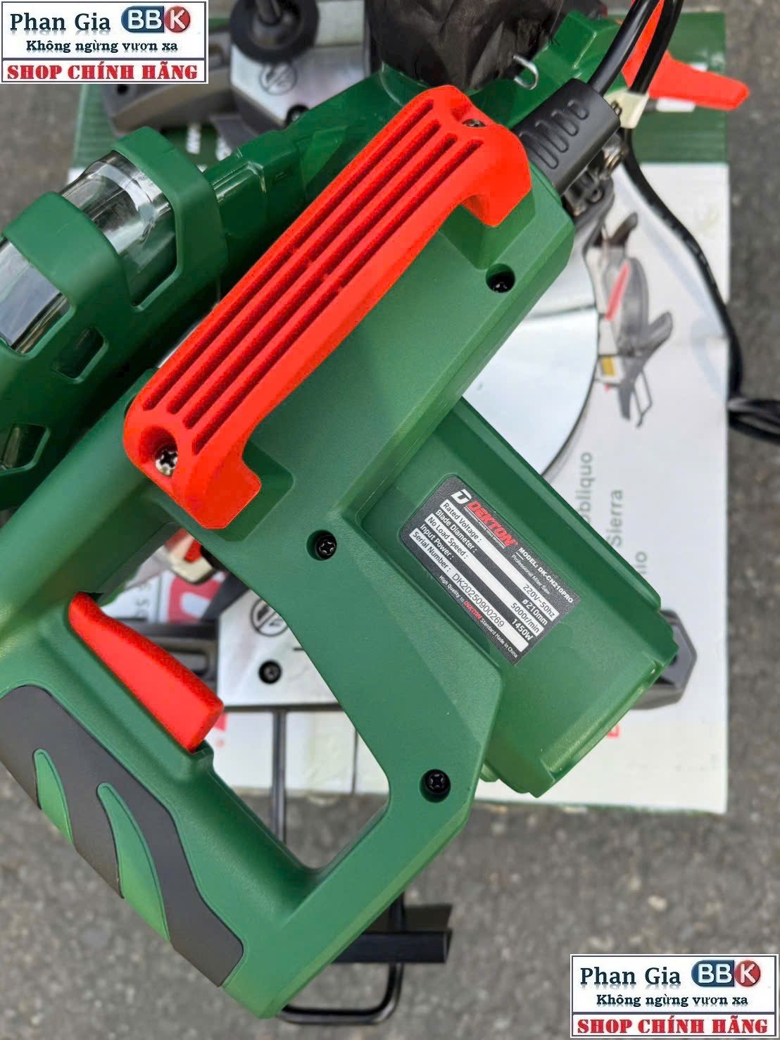 Máy Cắt Nhôm DEKTON DK-CN210PRO – 1450W – Cắt Nghiêng 45° Chính Xác – Tặng Lưỡi Cắt 80R – Bảo Hành 12 Tháng