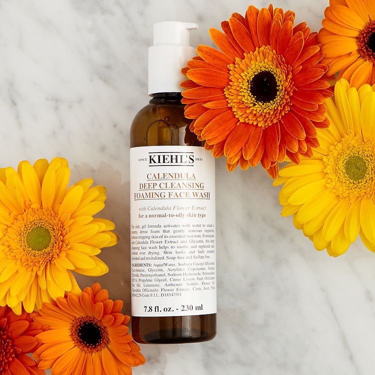 Sữa Rửa Mặt Kiehl's Calendula Tạo Bọt Nhẹ Nhàng  