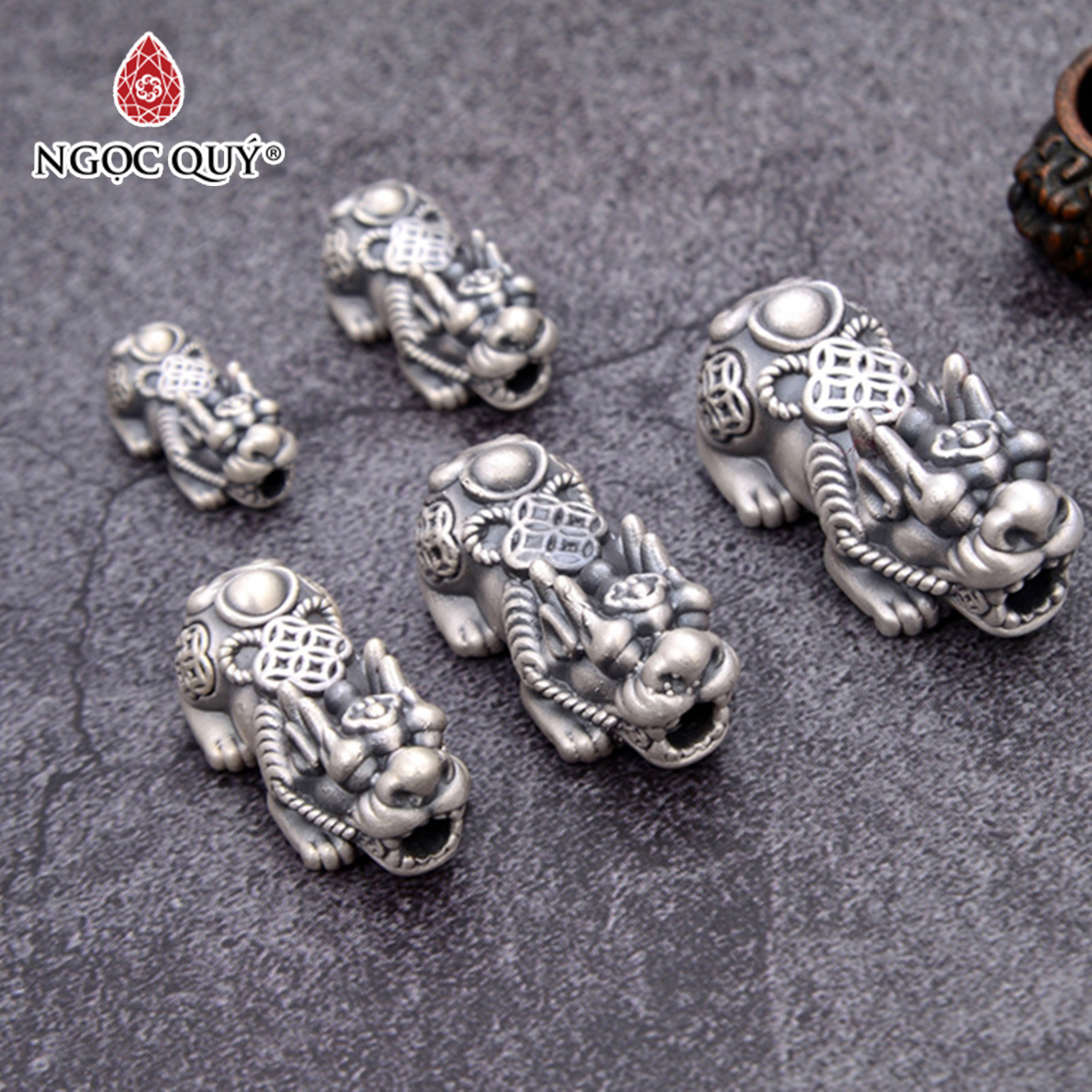 Charm bạc tỳ hưu xỏ ngang - Ngọc Quý Gemstones - 26.5mm