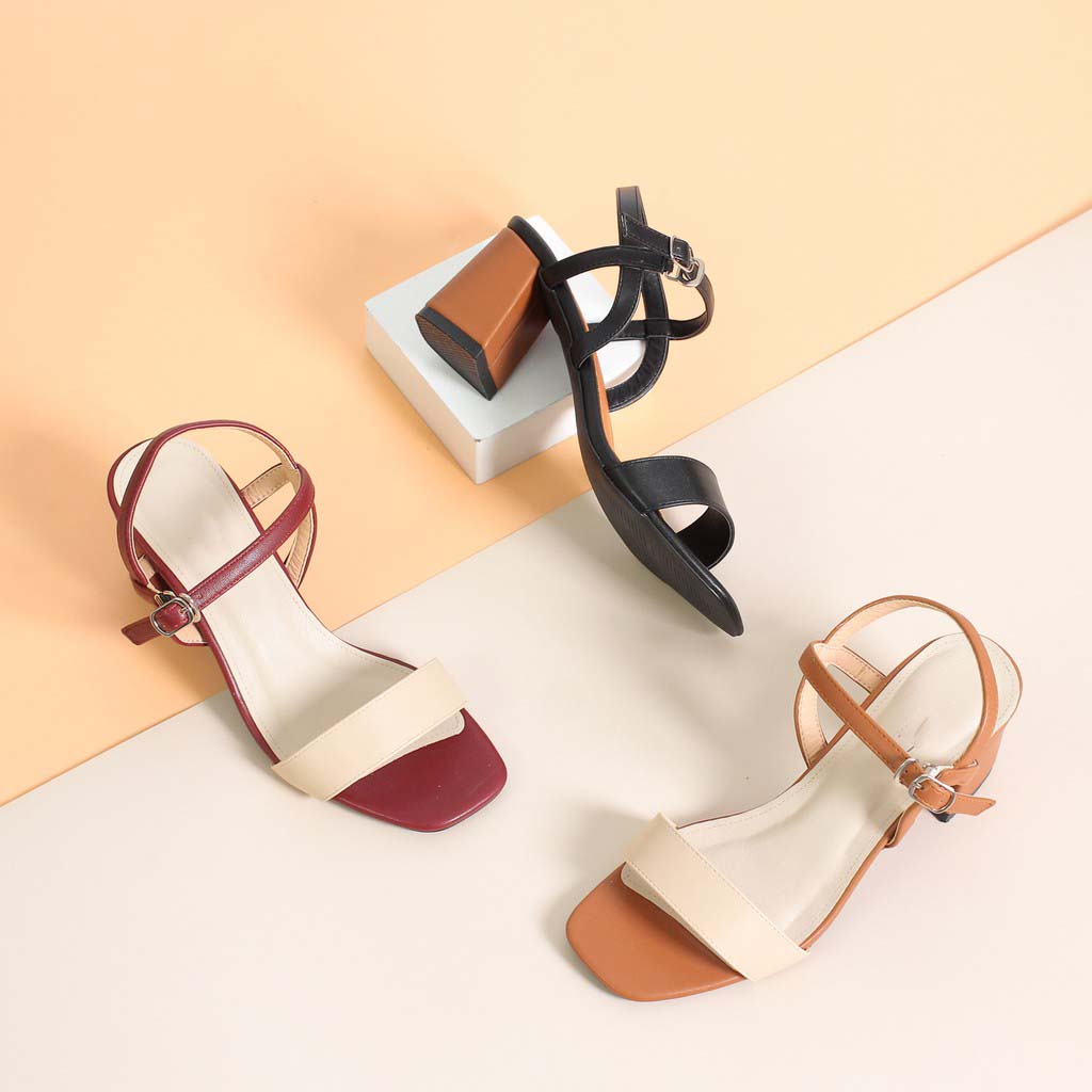 Giáy sandal nữ cao gót cá tính