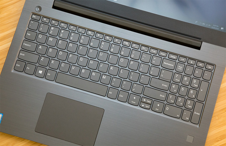 Laptop Lenovo V330-15IKB 81AX00MCVN Core i5-8250U/Free Dos (15.6 Laptop Lenovo V330-15IKB 81AX00MCVN Core i5-8250U/Free Dos (15.6
