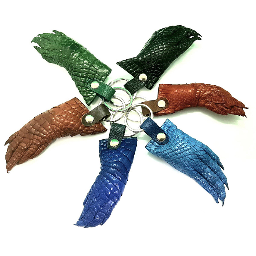 Combo 2 móc khoá bàn chân da cá sấu CS1-MK0TCK1 (Kiểu dáng và màu sắc ngẫu nhiên) 8