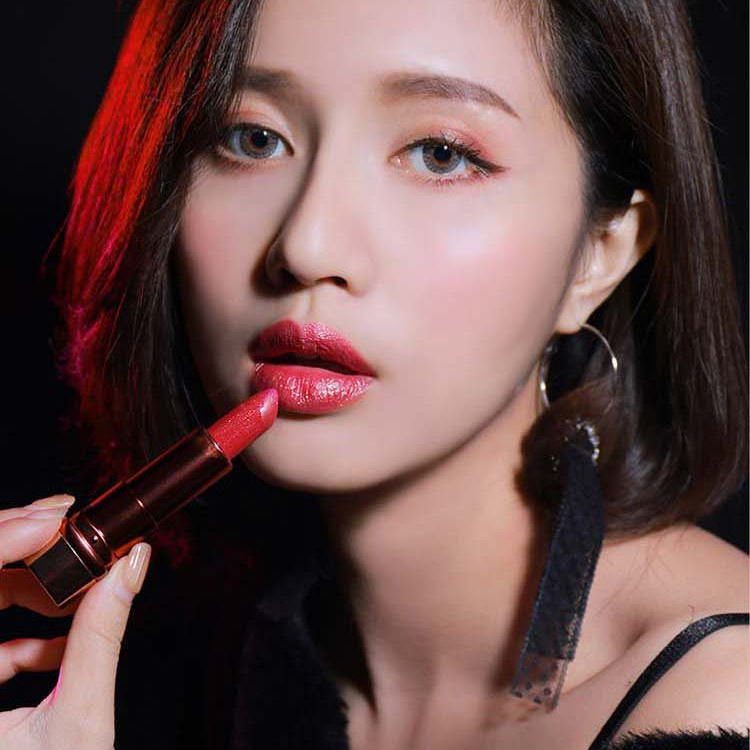 Son Môi Ánh Kim Lấp Lánh MKUP