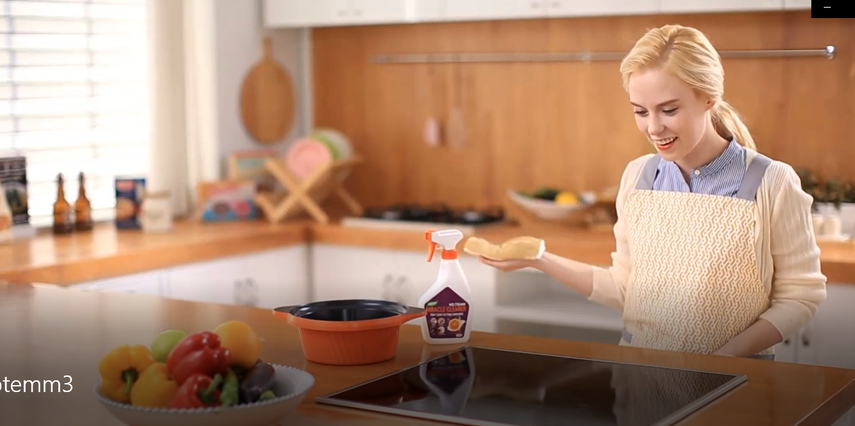 Chai Xịt Tẩy Diệt Khuẩn Đa Năng Vo.Temm (600ml)