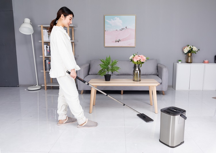 cay-lau-nha-bang-thep-khong-gi