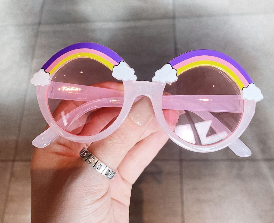 mat-kinh-cho-be-chong-tia-uv-5