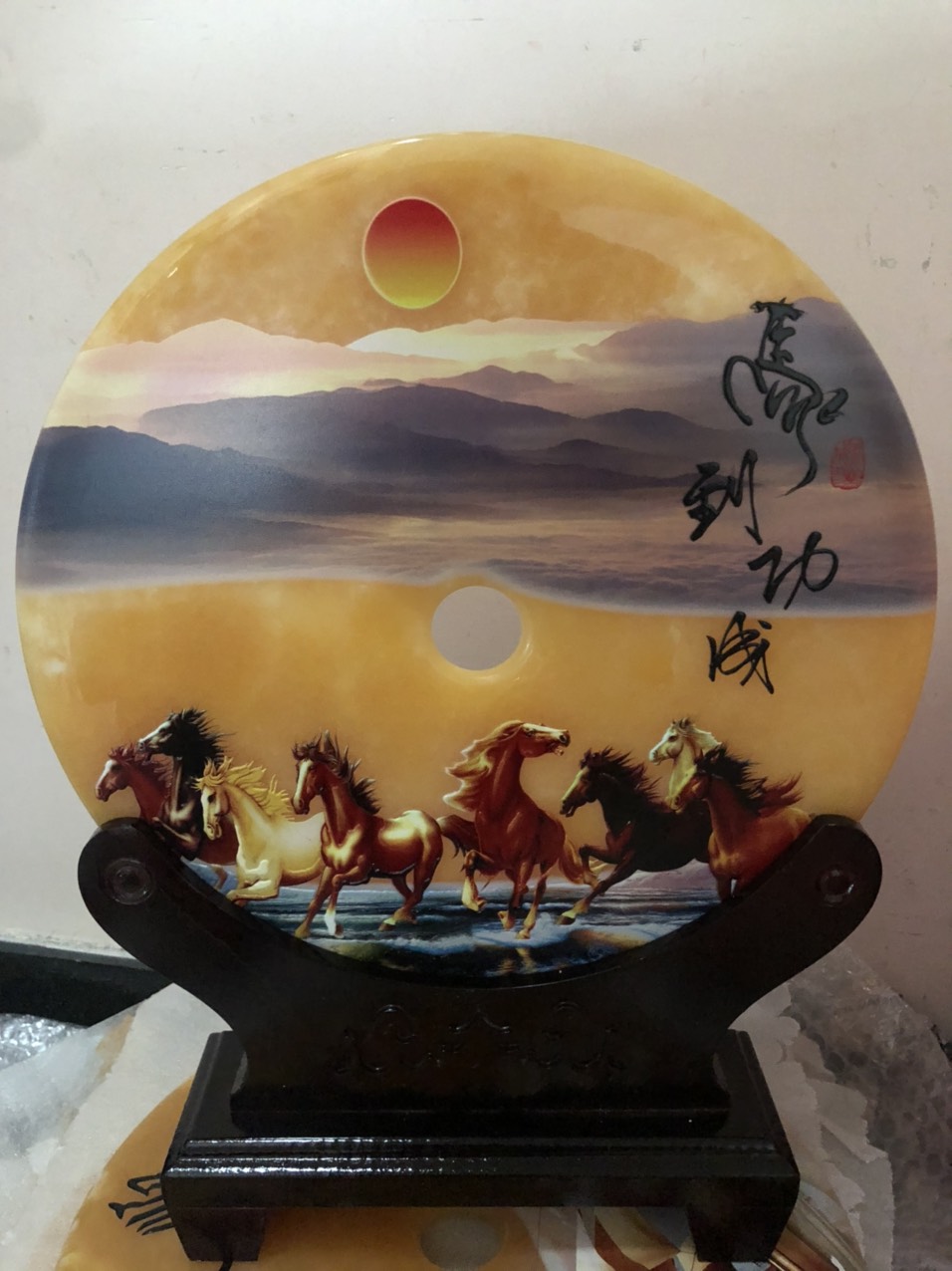 Đồng tiền, đồng điếu may mắn phong thủy vẽ tranh chiêu nạp tài lộc đá ngọc hoàng long - Đường kính 30 cm