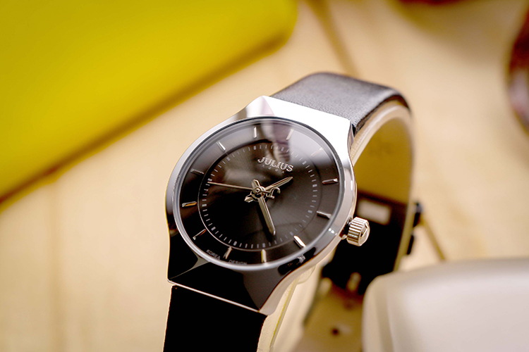 Đồng Hồ Nữ Dây Da Julius JA-577LH