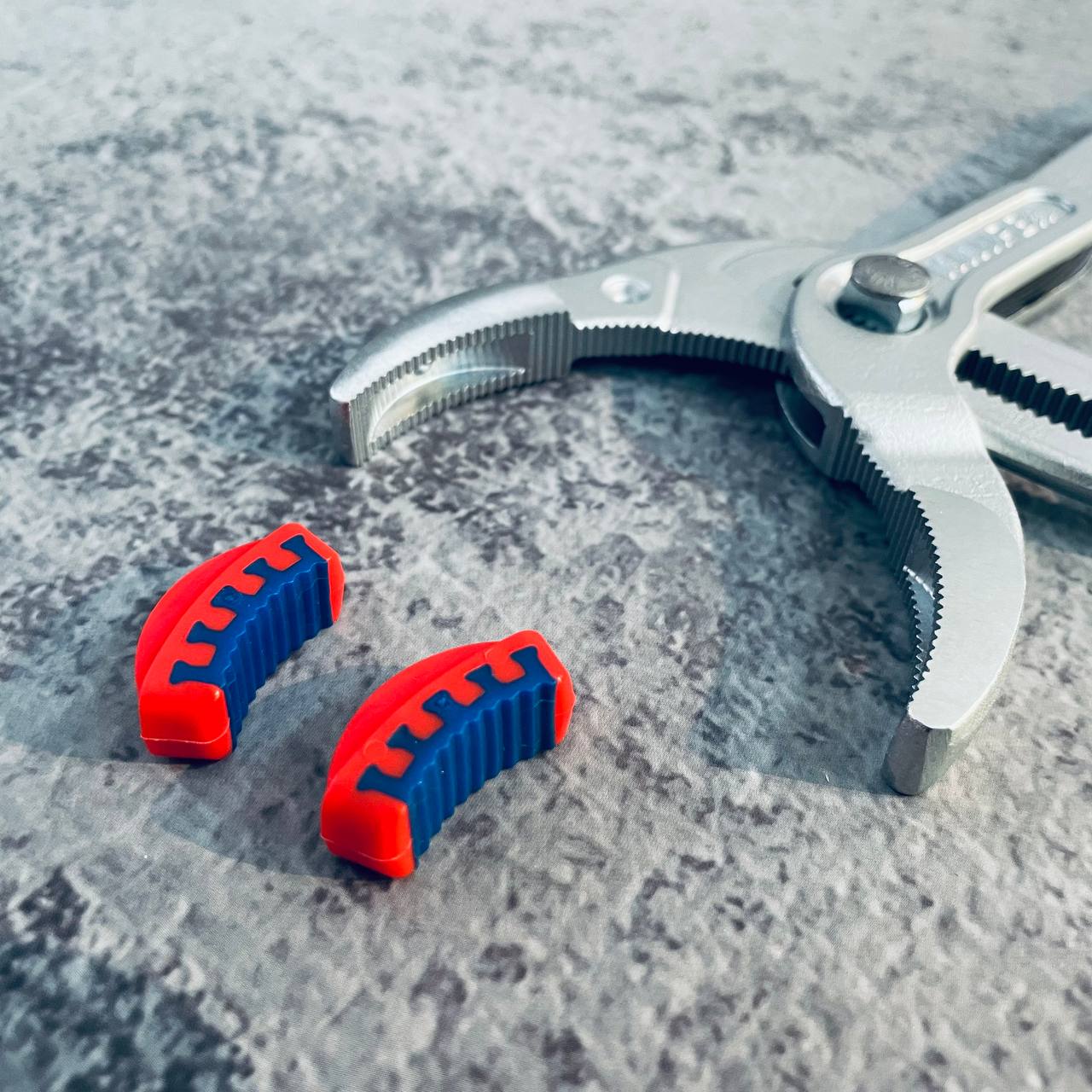 Kìm KNIPEX Mở Ống SIPHON - 81 13 250