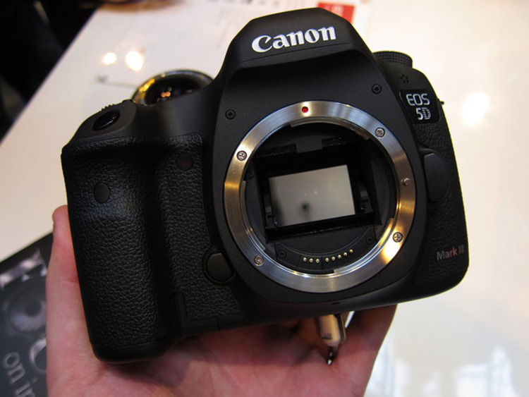 Canon 5D MARK III Body (Lê Bảo Minh)
