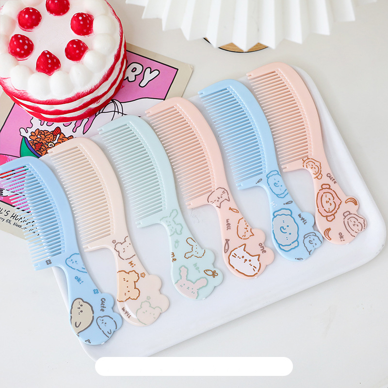 Lược Cầm Tay Mini Hoạt Hình Dễ Thương, Thuận Tiện Mang Theo