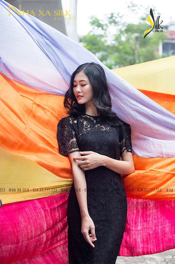 Khăn lụa Nha Xá chất lượng cao và rất đa dạng về chủng loại.