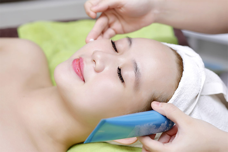 Voucher 4 Bước Trắng Thanh Tẩy Body Cao Cấp (90 Phút) Tại Ellis Spa