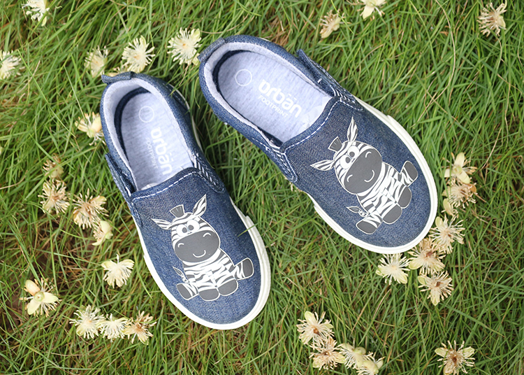 Giày Slipon Cho Bé Trai Urban UB1902 Xanh Bò