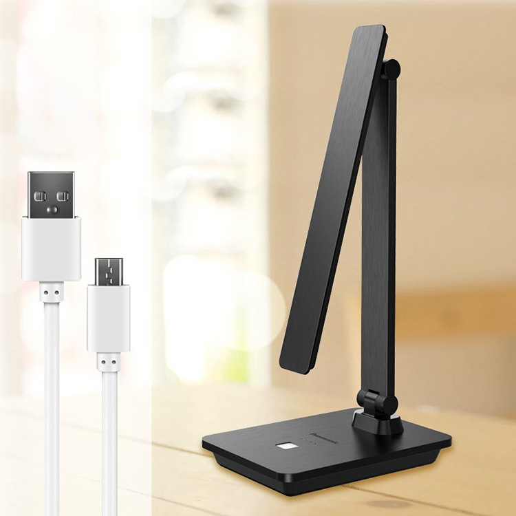 Đèn bàn LED Panasonic HH-LT062819