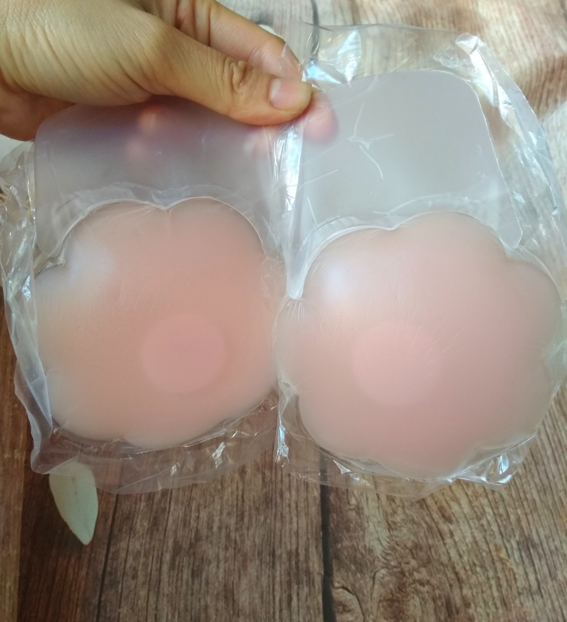 Miếng dán đầu ti nâng ngực silicon cup nhỏ 6.5cm