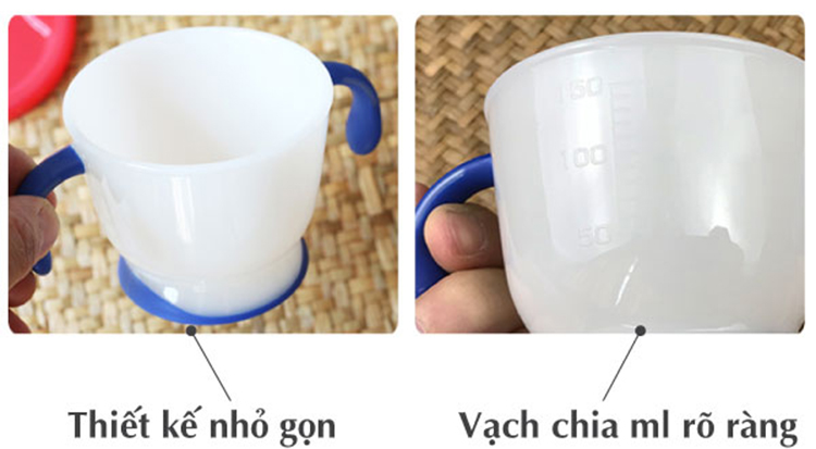 Cốc tập uống 3 giai đoạn Richell (Giao màu ngẫu nhiên)