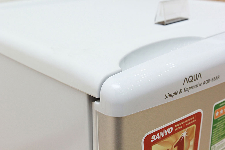 Tủ Lạnh Mini Aqua AQR-55AR (50L) Tủ Lạnh Mini Aqua AQR-55AR (50L)