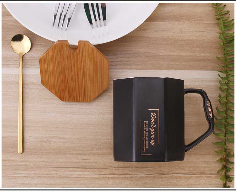 Ly Sứ Cà Phê Bethus Có Thìa