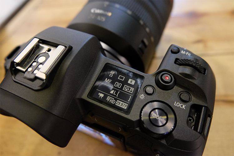 Máy Ảnh Canon EOS R + Kit 24-105mm (Chính Hãng Lê Bảo Minh)