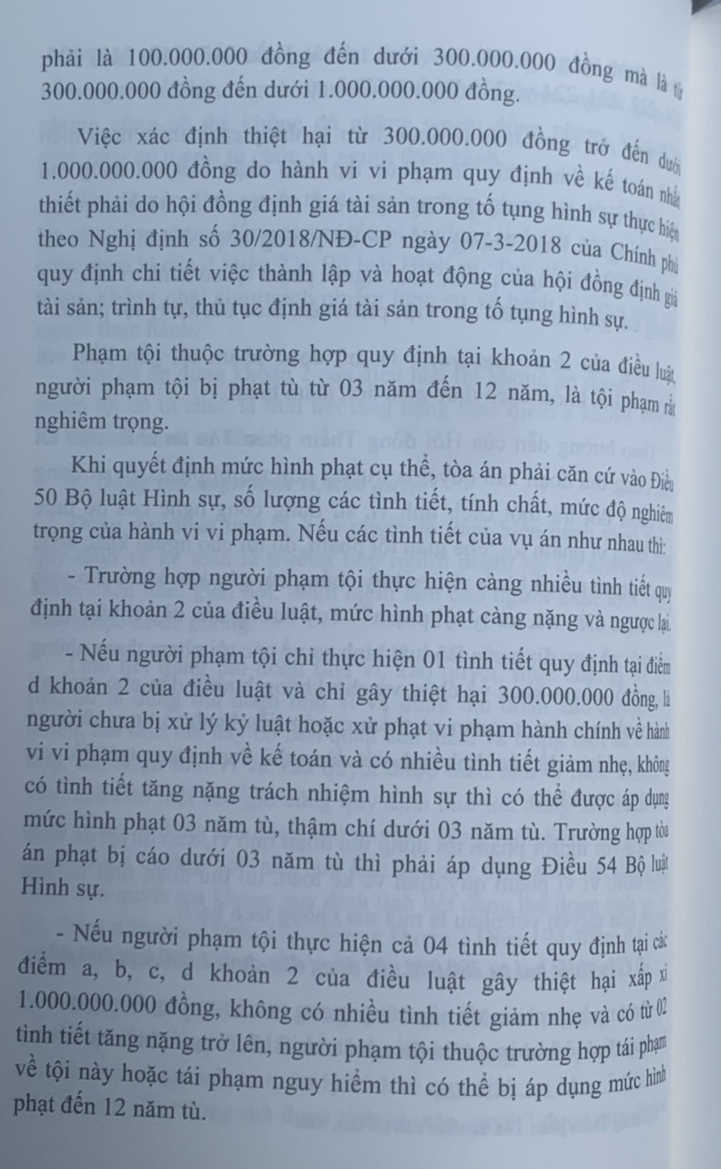 Bình luận Bộ luật Hình sự năm 2015 (Phần hai-Các tội phạm), Chương XVIII, Mục 3: xâm pham trật tự quản lý kinh tế