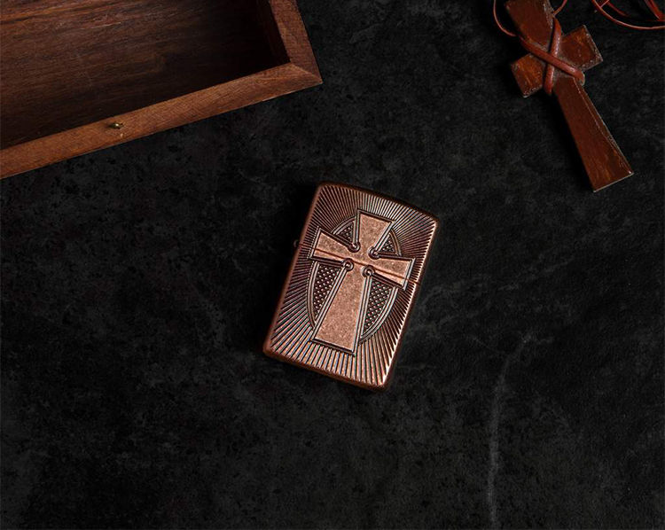 Bật Lửa Zippo 49158 – Zippo Armor Deep Carve Cross Design Antique Copper