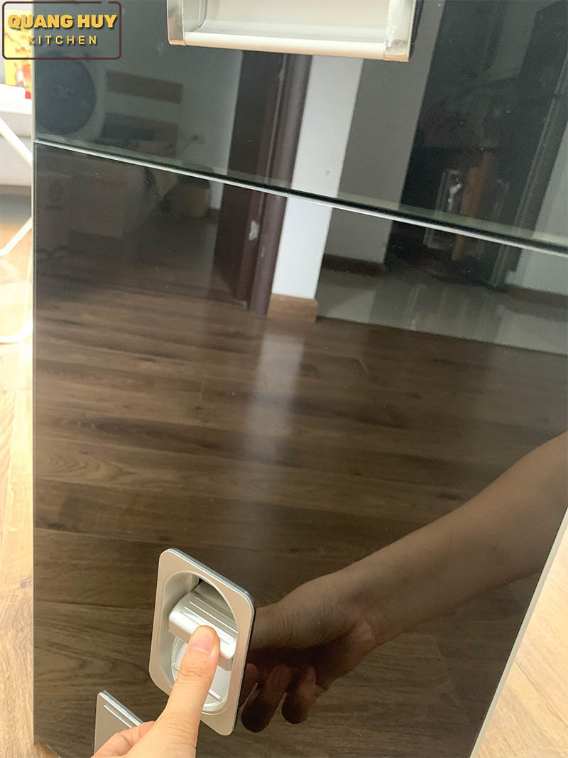 thung-gao-am-tu-mat-guong